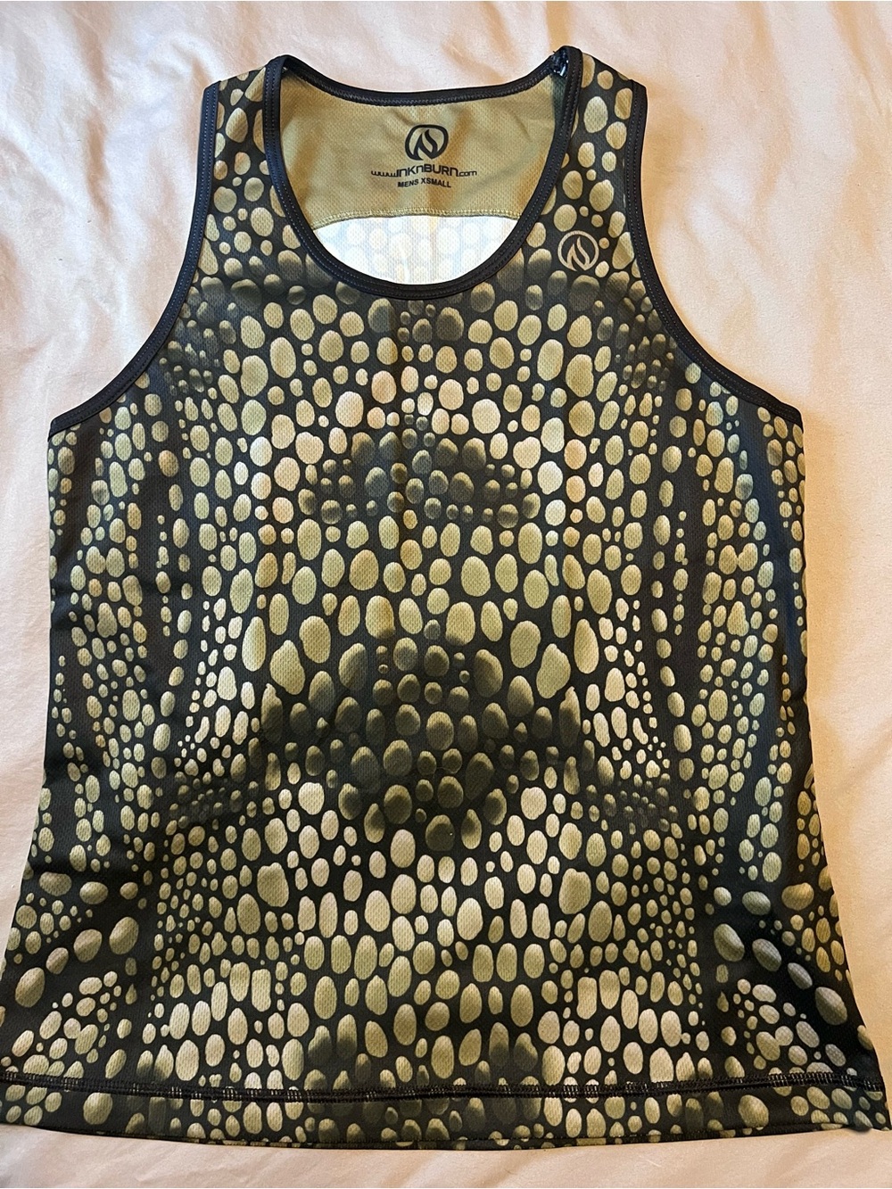 INKnBURN Men's Black and Olive Green Patterned Performance Tank
